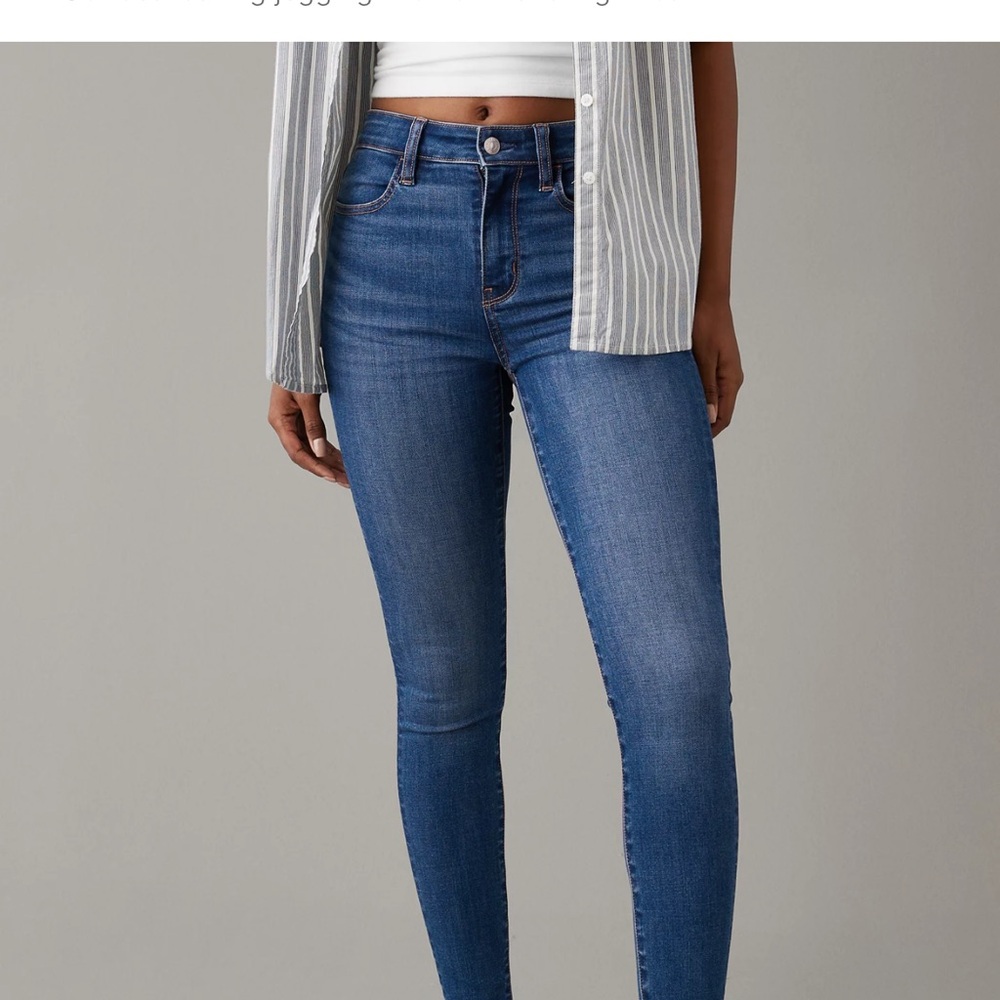 American Eagle Next Level Stretch EUC